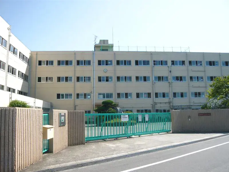 4LDK Bien immobilier Ville de Takatsuki Préfecture d'Osaka (7)