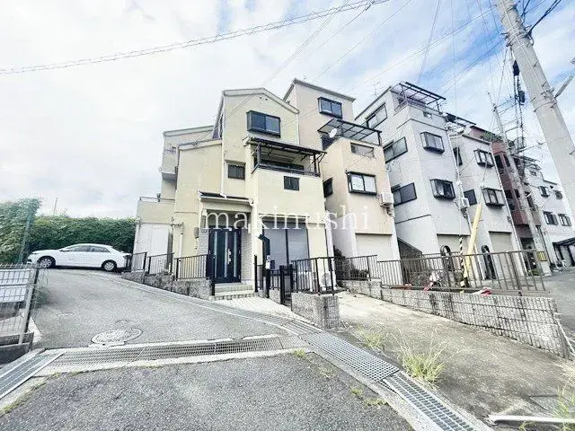 Akiya in Osaka