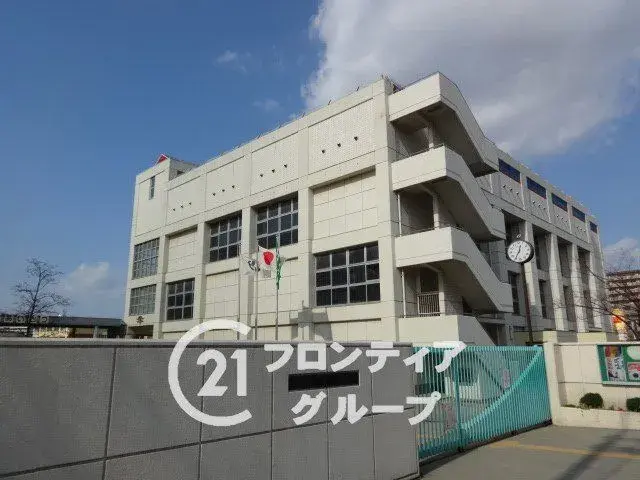4LDK Property Neyagawa City Osaka Prefecture (3)