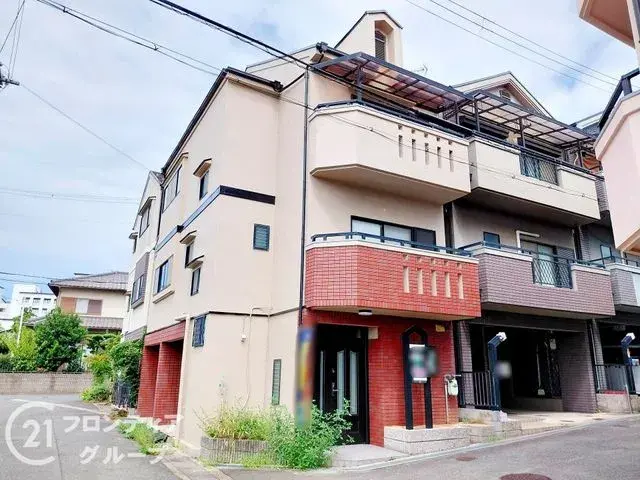 Akiya in Osaka
