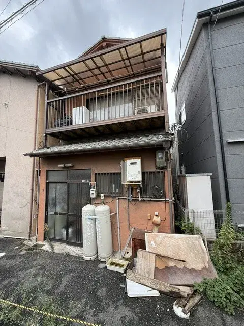 Akiya in Osaka
