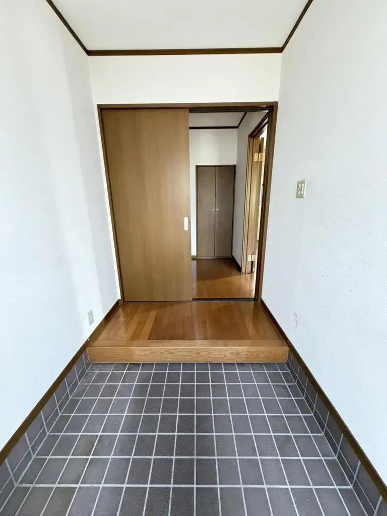 3LDK Property Wakayama City Wakayama Prefecture (6)