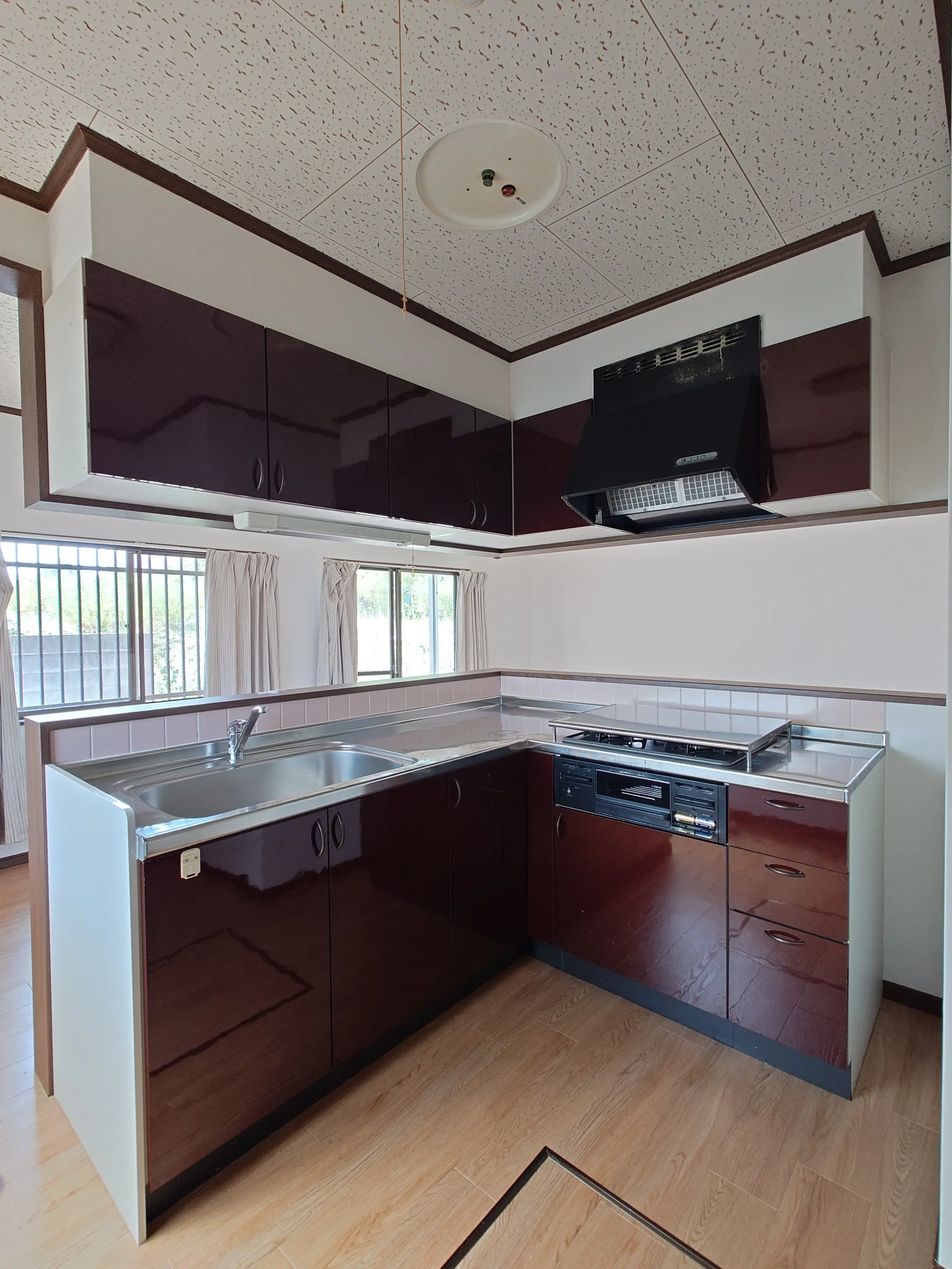 5LDK Property Marugame City Kagawa Prefecture (15)