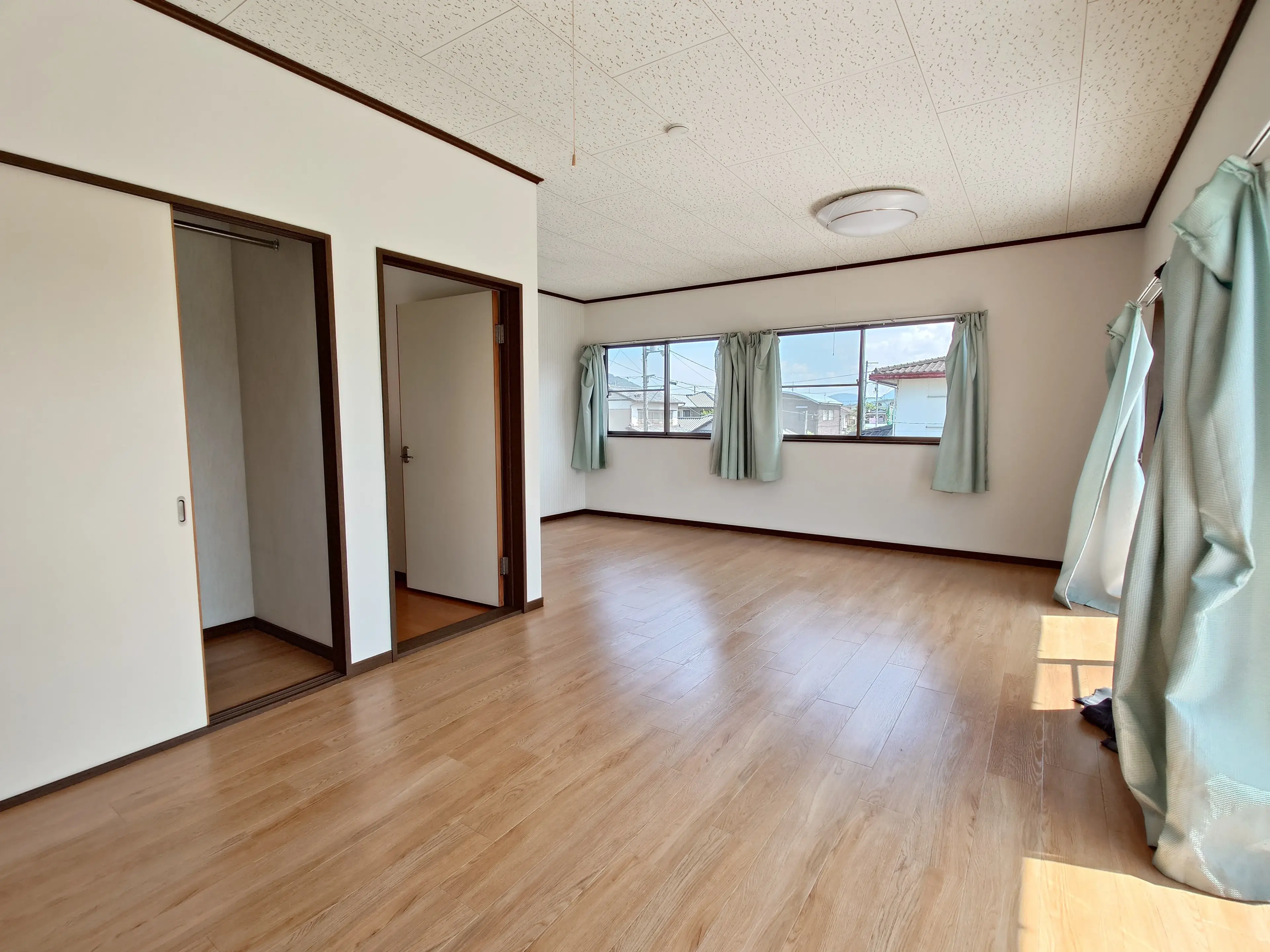 5LDK Property Marugame City Kagawa Prefecture (10)