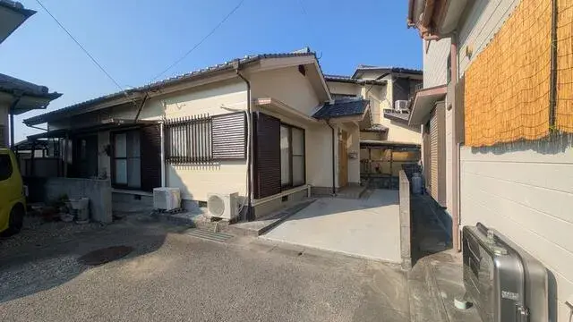 Akiya in Ehime