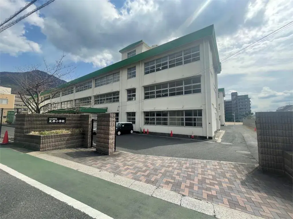 4DK Kitakyushu City, Fukuoka Prefecture (4)