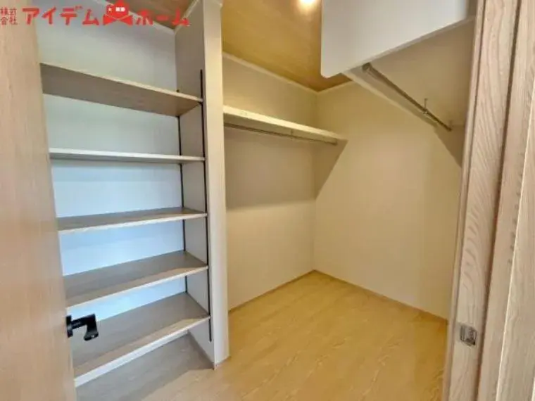 Aichi Prefecture Okazaki City 4LDK Property (12)
