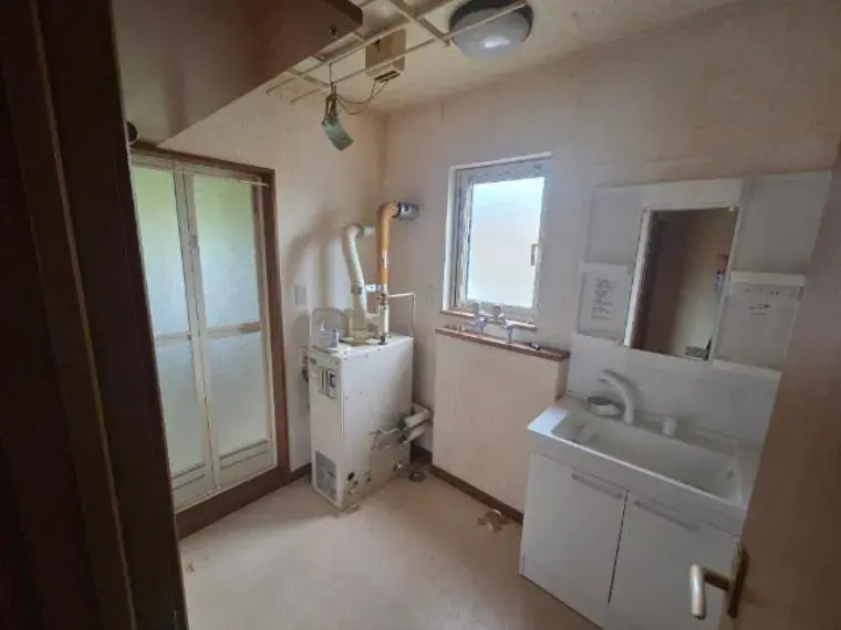 7LDK Shintoku-cho Hokkaido Property (16)