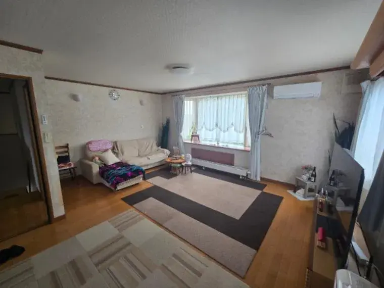 7LDK Shintoku-cho Hokkaido Property (8)