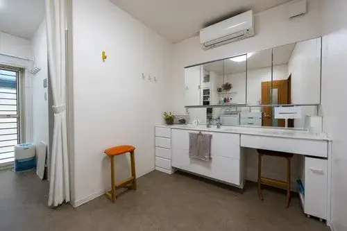 6 chambres, salon, salle à manger, cuisine et 2 débarras, Ville d'Otsu, Préfecture de Shiga (19)