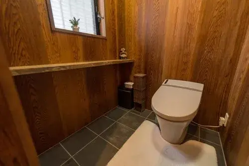6 chambres, salon, salle à manger, cuisine et 2 débarras, Ville d'Otsu, Préfecture de Shiga (21)