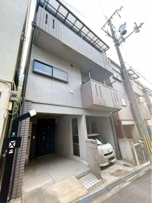 3LDK Neyagawa City Osaka Prefecture (2)