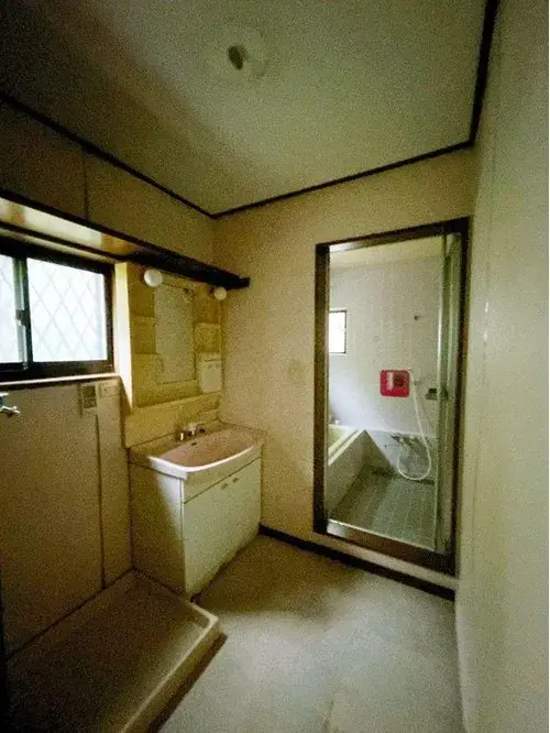 3LDK Neyagawa City Osaka Prefecture (17)