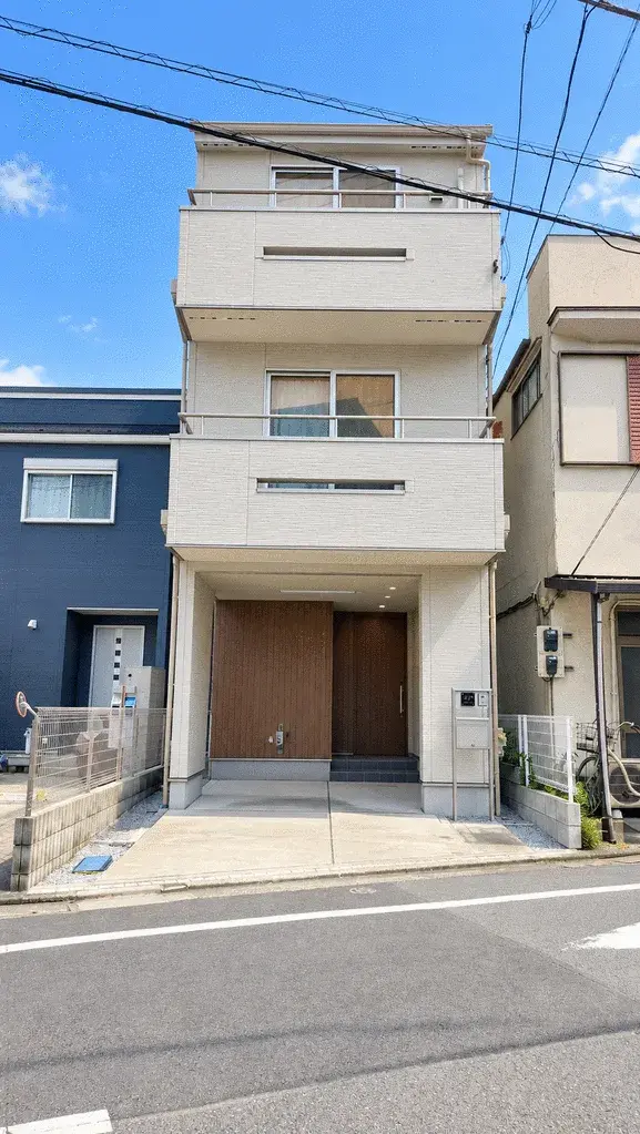 Akiya in Tokyo