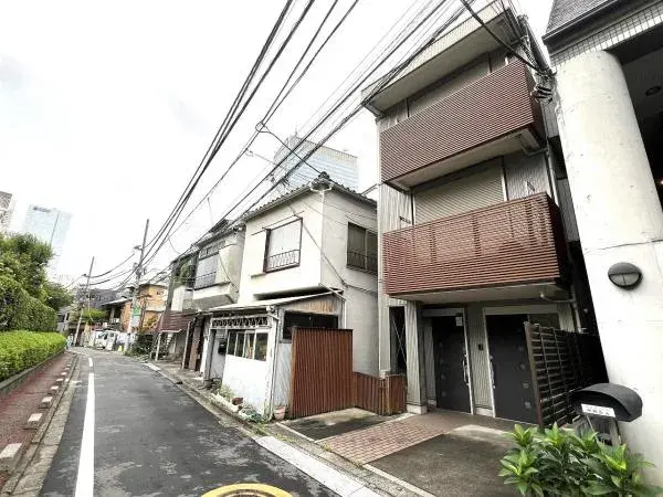 2LDK Barrio Minato Tokio (2)
