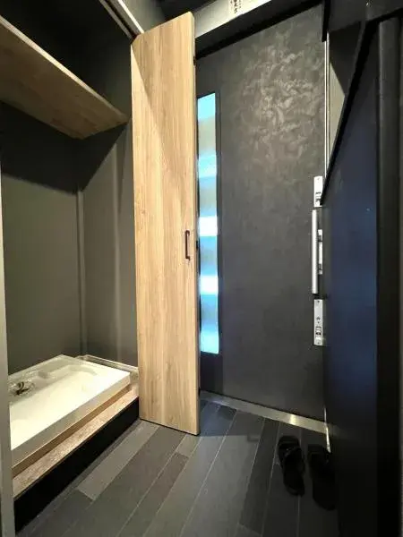 2LDK Barrio Minato Tokio (14)