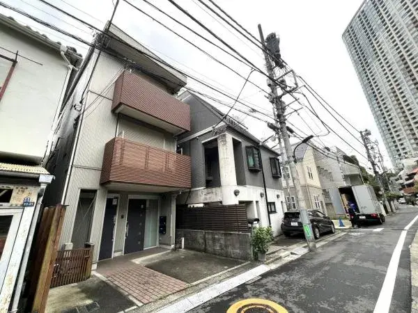2LDK Barrio Minato Tokio (3)
