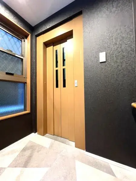 2LDK Barrio Minato Tokio (10)