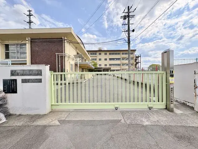 3LDK Property Yao City Osaka Prefecture (2)