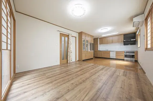 4LDK Property Toyonaka City Osaka Prefecture (2)