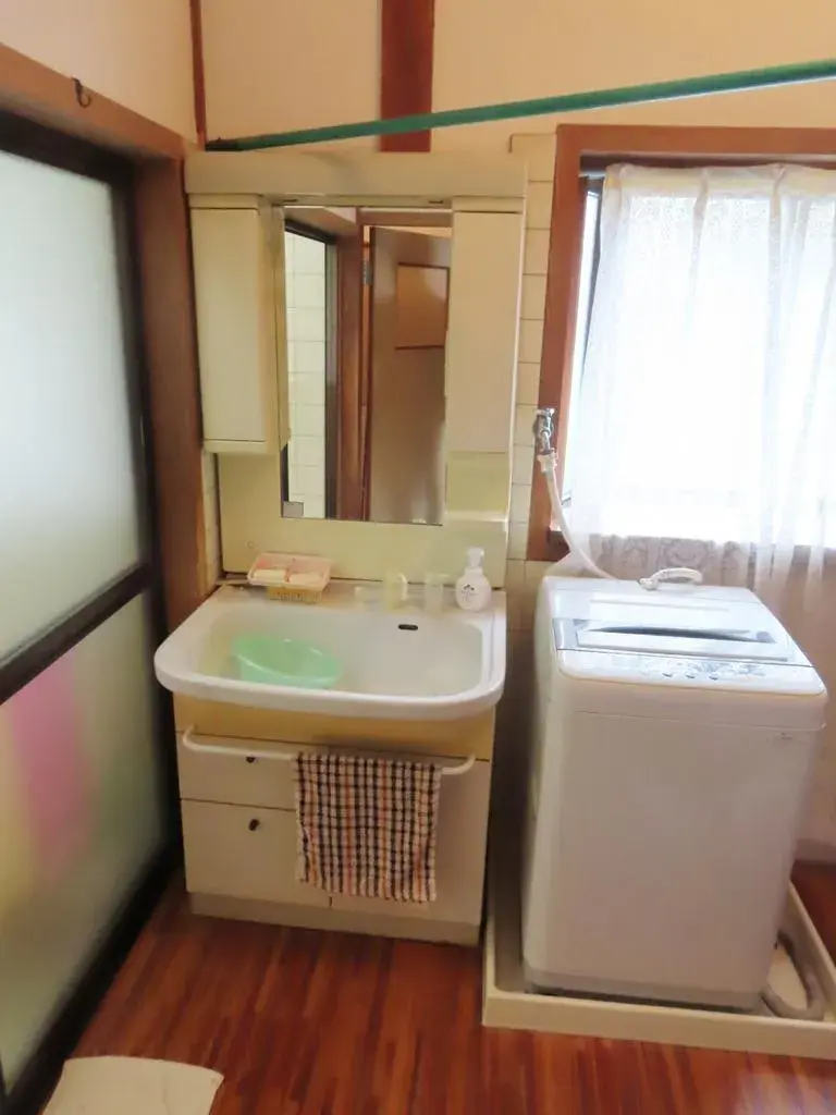 4LDK Shunan City Yamaguchi Prefecture (14)