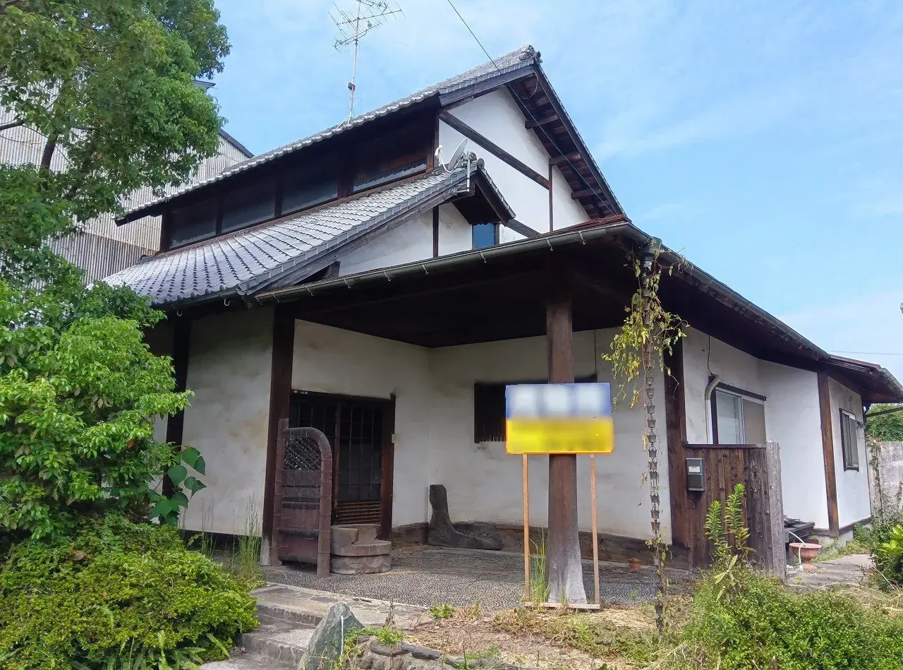 Akiya in Ehime