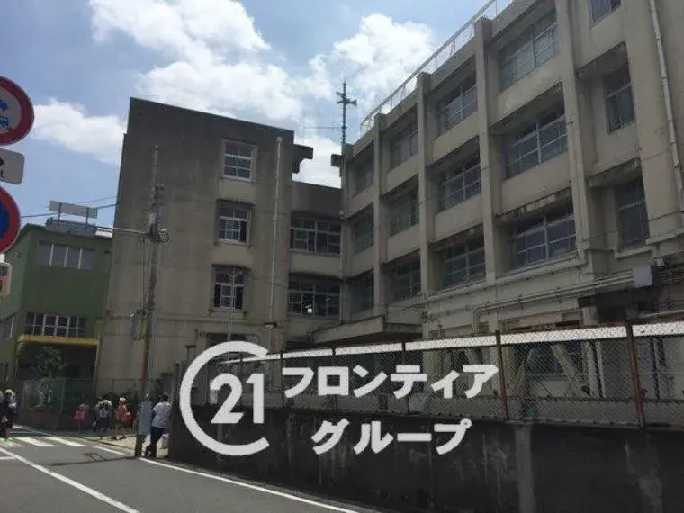 3LDK Higashiosaka City Osaka Prefecture (21)
