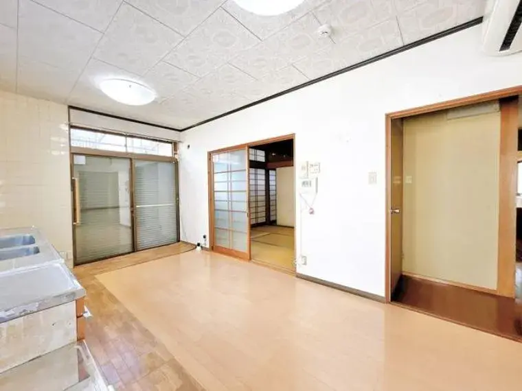5DK Property Nagasaki City Nagasaki Prefecture (15)