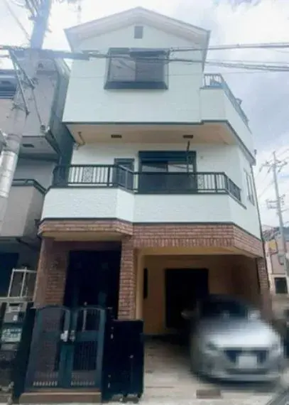 Akiya in Osaka
