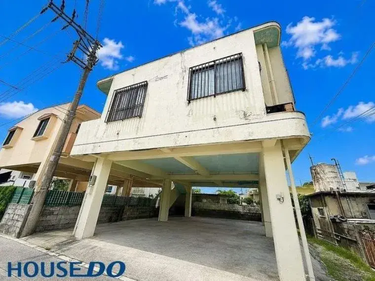 Akiya in Okinawa