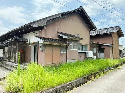 Propiedad 12LDK Nakaniikawa-gun Funahashi-mura Prefectura de Toyama (2)