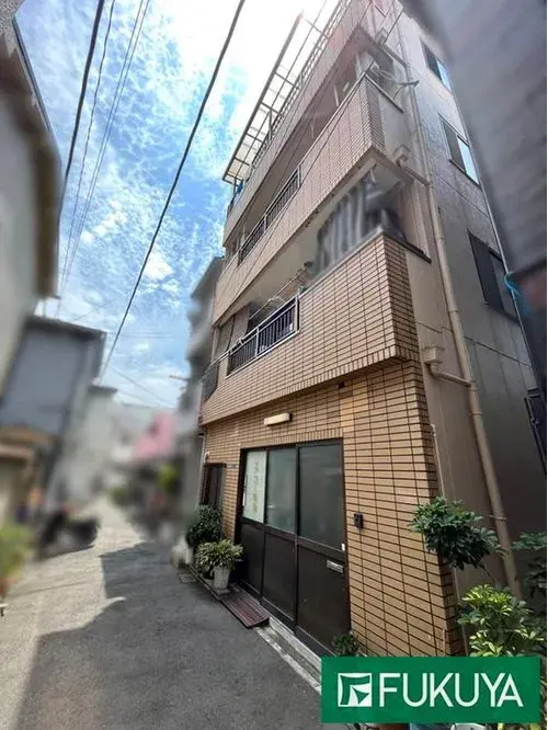 Akiya in Osaka