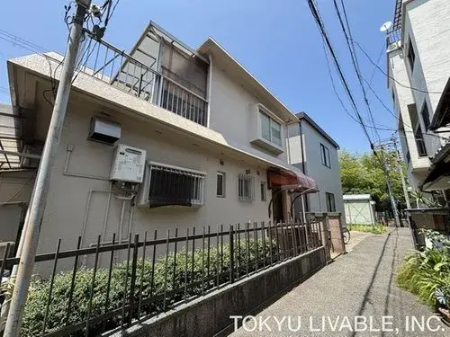 Akiya in Osaka