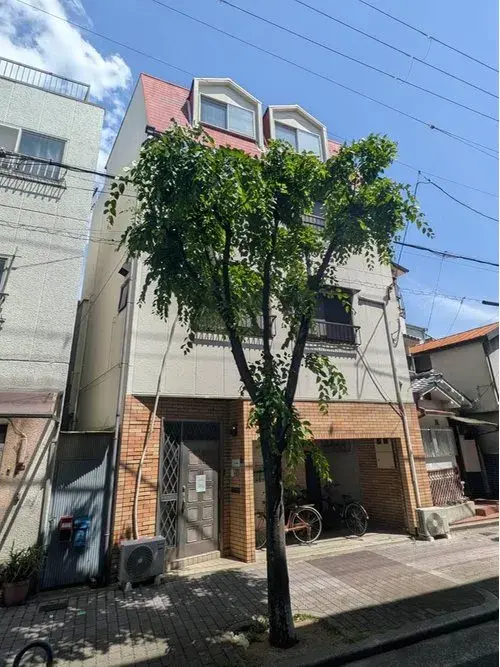 Akiya in Osaka