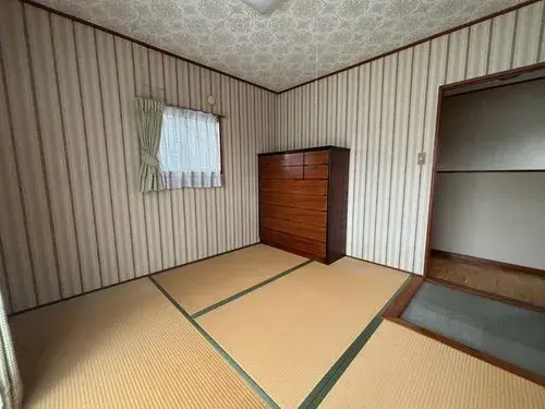 5DK Fukuyama City Hiroshima Prefecture (8)