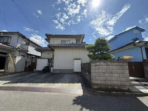 Ehime Prefecture Iyo City 4 Bedroom Property (11)