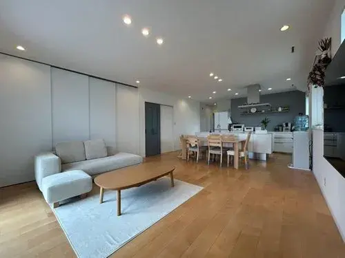 4LDK Property Tomigusuku City Okinawa Prefecture (2)