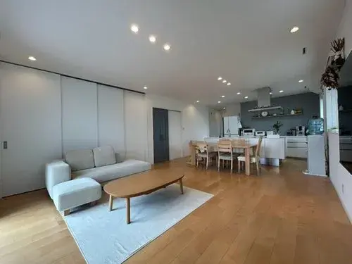4LDK Property Tomigusuku City Okinawa Prefecture (3)