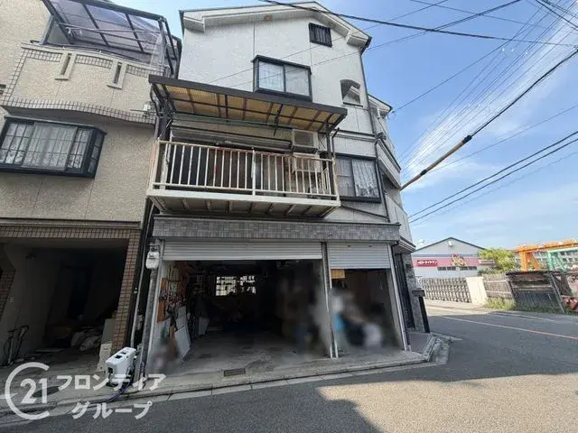 Akiya in Osaka