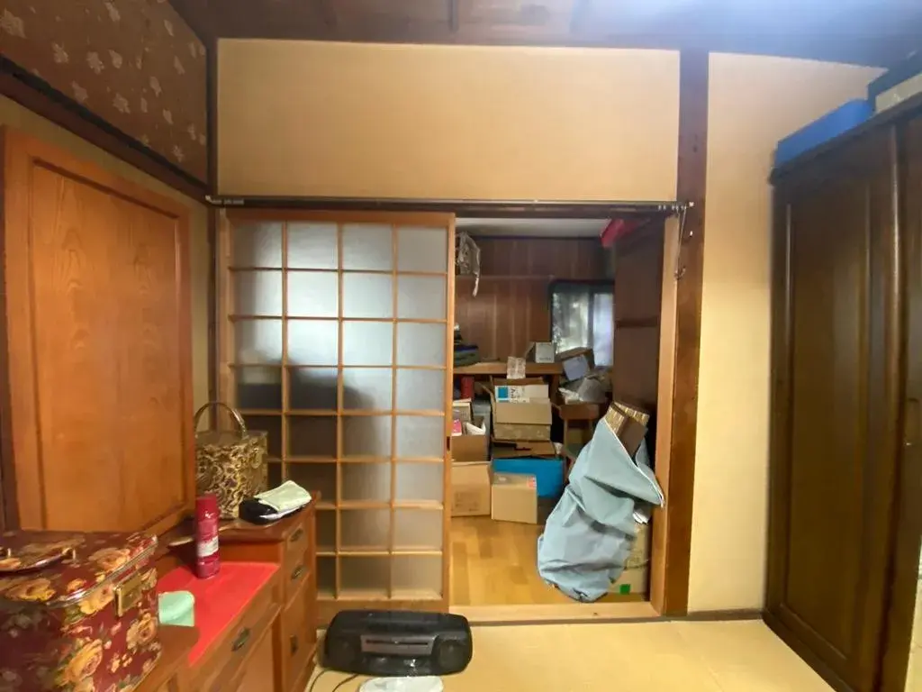 7LDK Uwajima City Ehime Prefecture (13)