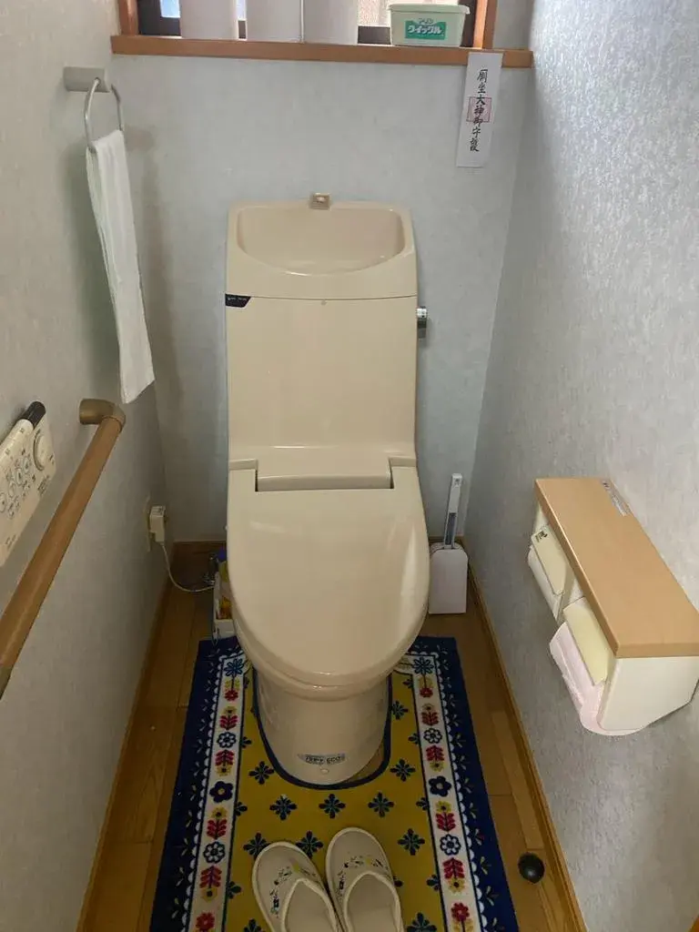 7LDK Uwajima City Ehime Prefecture (17)