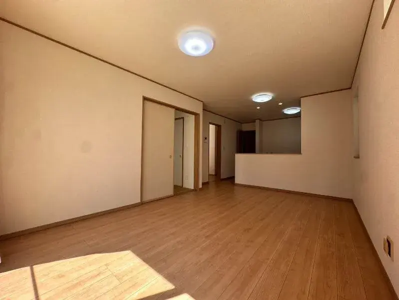 4LDK房产 与那原町 冲绳县 (12)