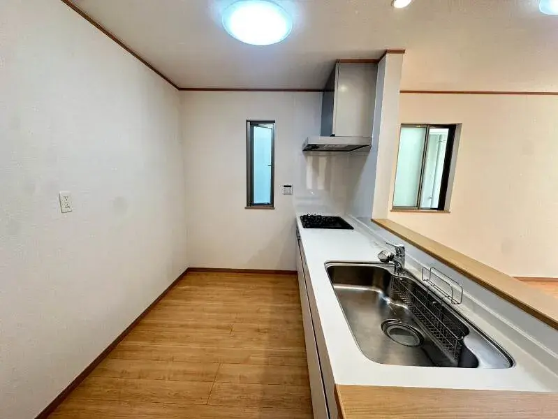 4LDK房产 与那原町 冲绳县 (17)