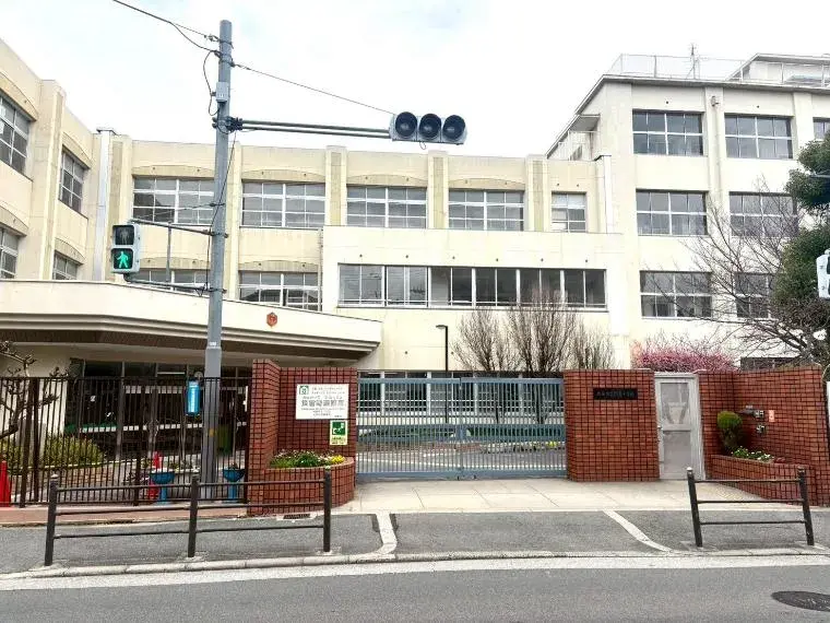 Propiedad 4DK en el Barrio de Tsurumi, Ciudad de Osaka, Prefectura de Osaka (18)
