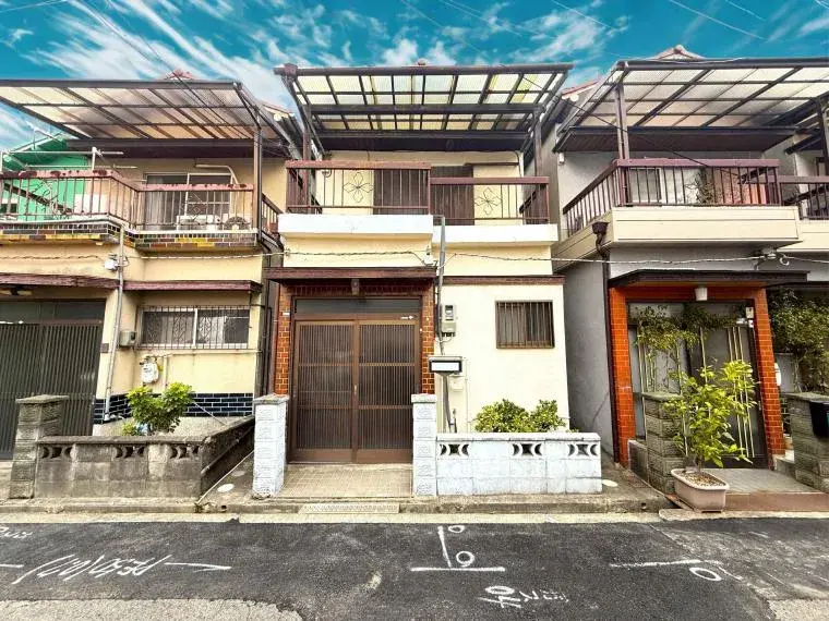 Akiya in Osaka