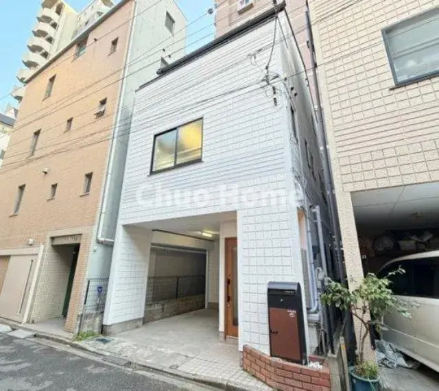 Akiya in Tokyo