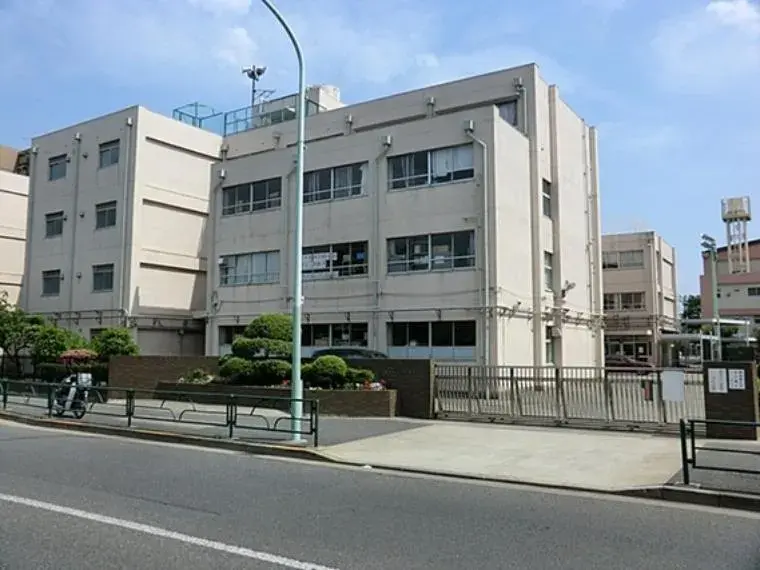 4DK Property in Setagaya-ku, Tokyo (5)