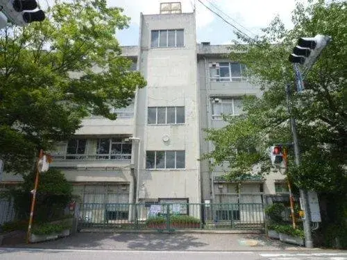 4LDK
草加市
埼玉县 (18)