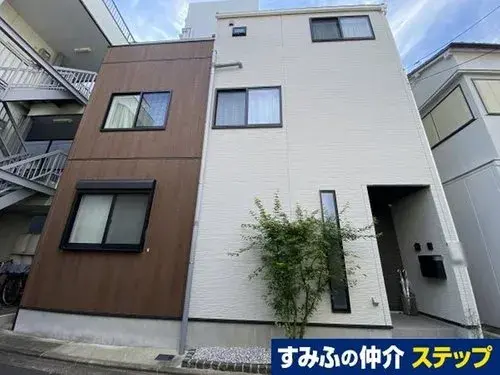 Akiya in Tokyo