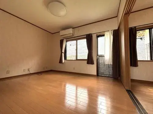 4K مدينة مايبارا محافظة شيغا (12)